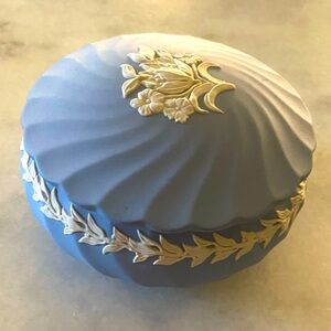 Vintage English Wedgwood Jasperware Blue and White Circular Jewelry Box